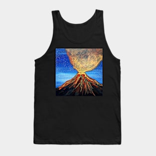 Fiery volcano erupting - blue and orange Tank Top